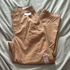 NWT Old Navy chino pants straight tan small